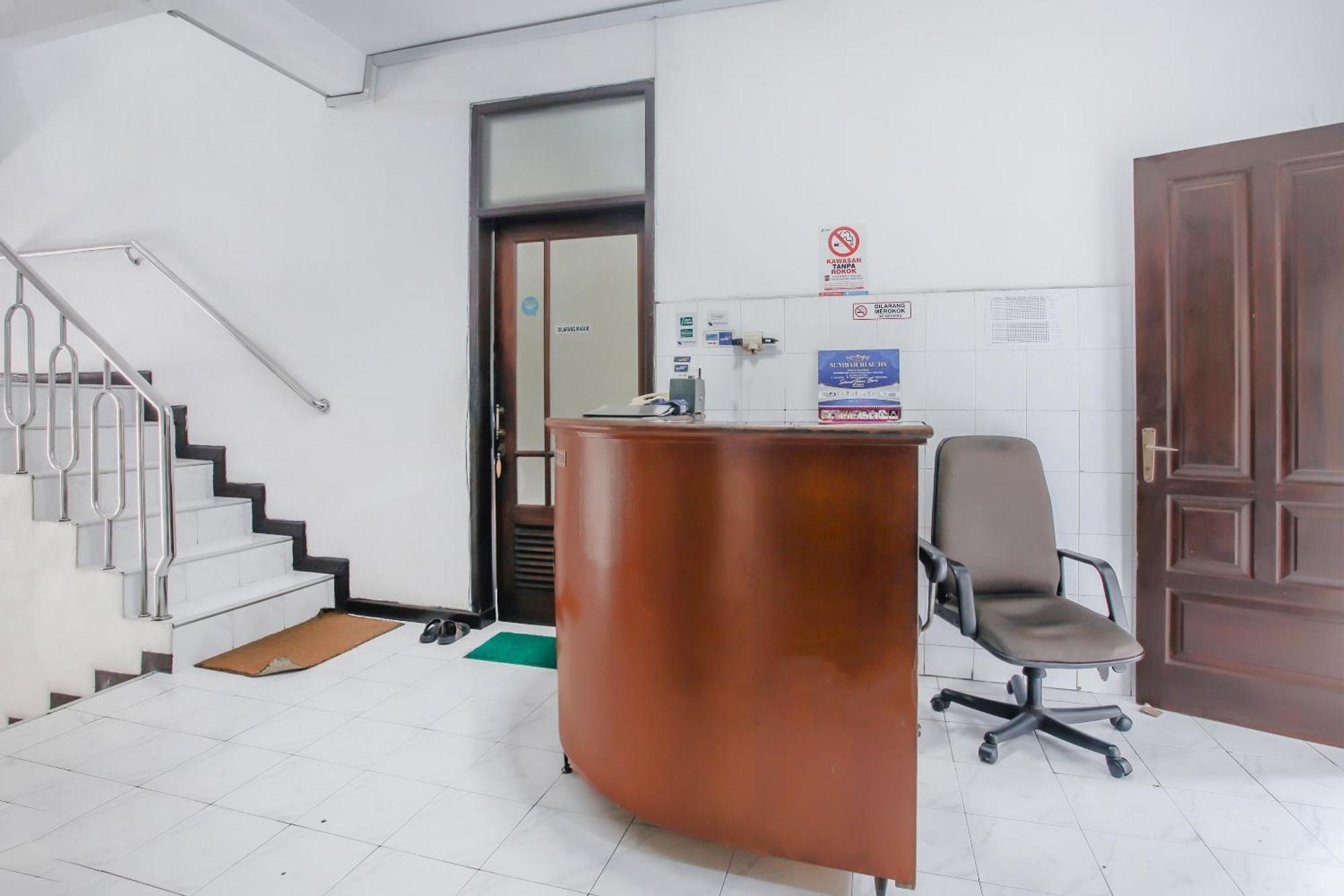 Oyo Life 90091 Wisma Pakuan Syariah ボゴール エクステリア 写真